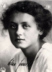 Milena Jesenská Izvor: Wikimedia Commons www.yadvashem.org , Autor:Unknown